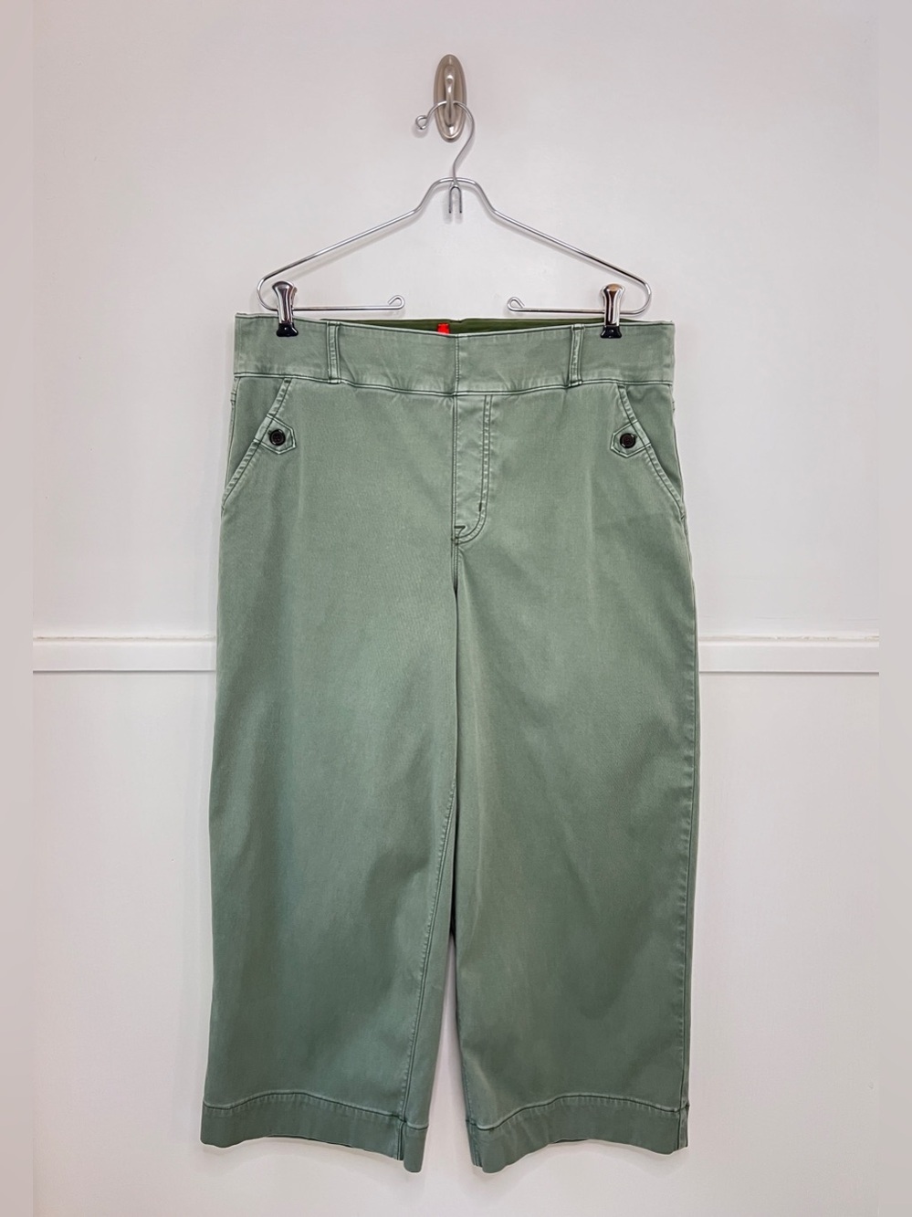 Spanx Stretch Twill Cropped Wide Leg Pull On Pant in Olive Oil Green